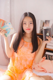 一家三口共用奶奶